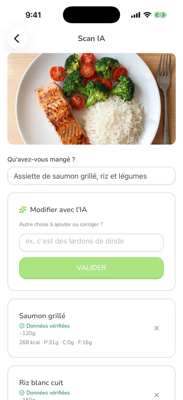 L'écran de vérification du Scan IA d'Ubod avec la photo d'un saumon, riz et brocolis et les aliments détectés
